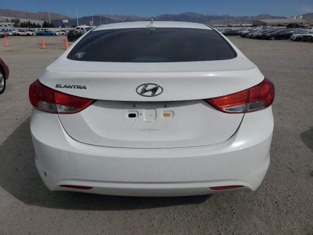 5NPDH4AE2DH318075 - 2013 HYUNDAI ELANTRA GLS WHITE photo 6