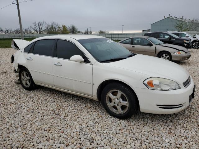 2G1WT58N089139635 - 2008 CHEVROLET IMPALA LT WHITE photo 4