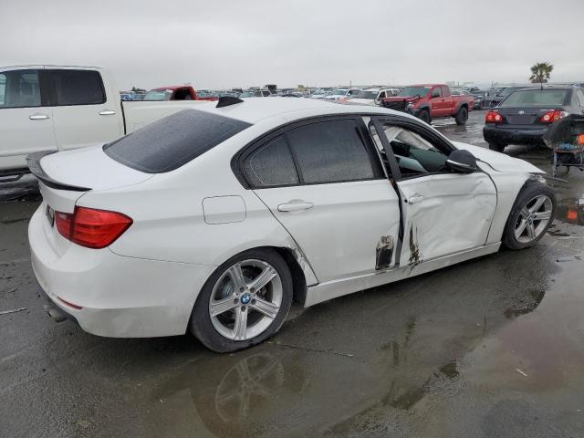 WBA3C1C52DF440321 - 2013 BMW 328 I SULEV WHITE photo 3