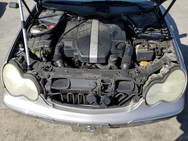 WDBRF61JX3F423278 - 2003 MERCEDES-BENZ C 240 GRAY photo 11