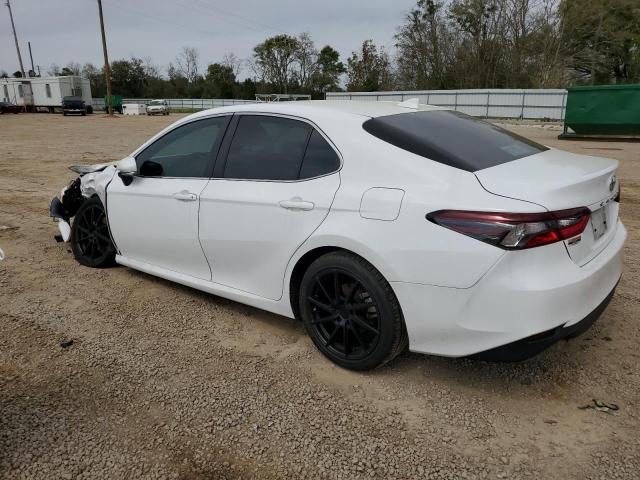 4T1R11AK5MU477267 - 2021 TOYOTA CAMRY LE WHITE photo 2