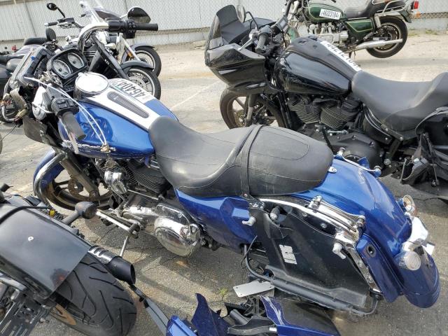 1HD1KTC39HB653222 - 2017 HARLEY-DAVIDSON FLTRXS ROAD GLIDE SPECIAL BLUE photo 3