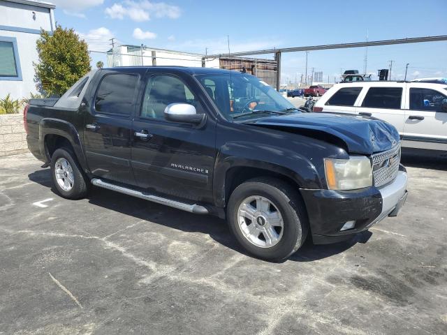 3GNEC12027G269114 - 2007 CHEVROLET AVALANCHE C1500 BLACK photo 4