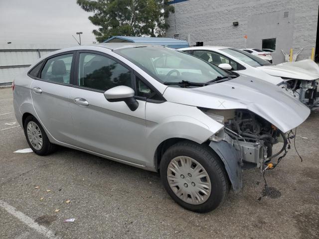 3FADP4AJ4FM198461 - 2015 FORD FIESTA S SILVER photo 4