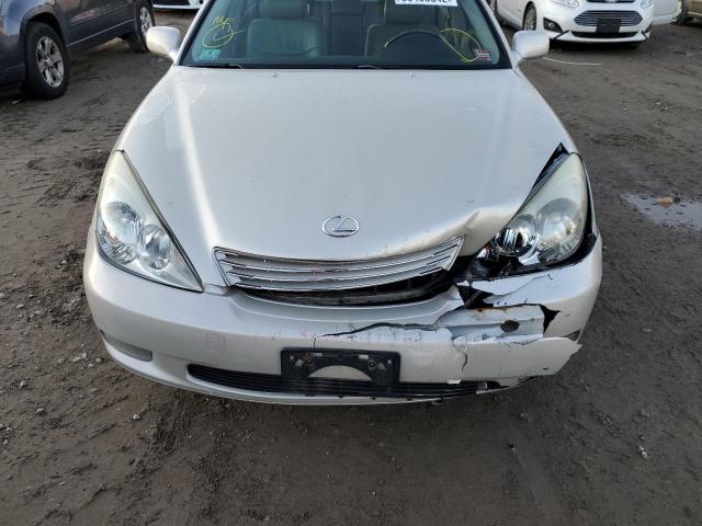 JTHBF30G225001662 - 2002 LEXUS ES 300 SILVER photo 5