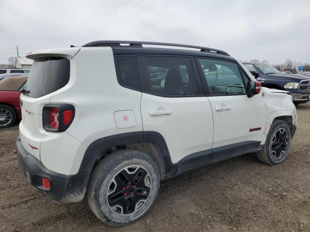 ZACCJBCTXFPC07512 - 2015 JEEP RENEGADE TRAILHAWK WHITE photo 3