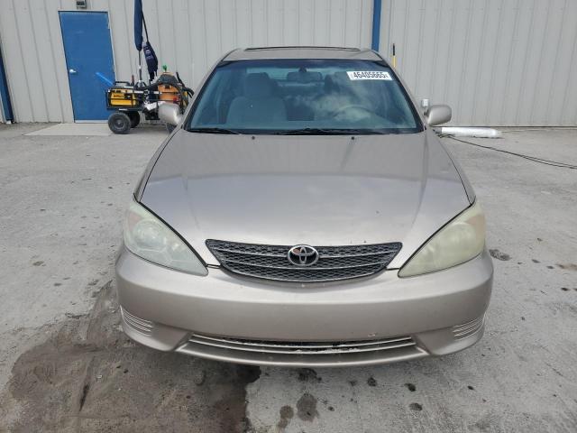 4T1BF30K93U058451 - 2003 TOYOTA CAMRY LE 金色 照片 5