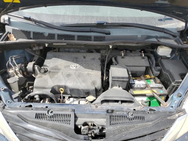 5TDKK3DC3BS095064 - 2011 TOYOTA SIENNA LE BLUE photo 12