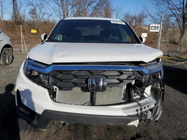 5FNYF8H55PB011149 - 2023 HONDA PASSPORT EXL WHITE photo 5