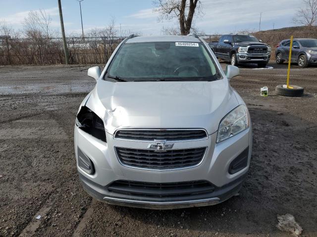 3GNCJLSB3FL112482 - 2015 CHEVROLET TRAX 1LT SILVER photo 5