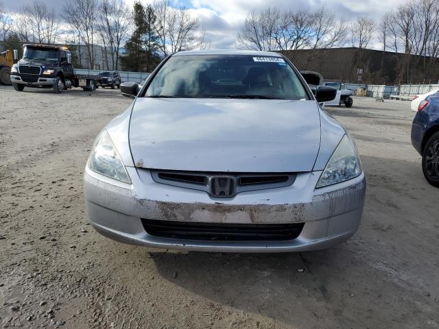 1HGCM56124A108734 - 2004 HONDA ACCORD DX SILVER photo 5