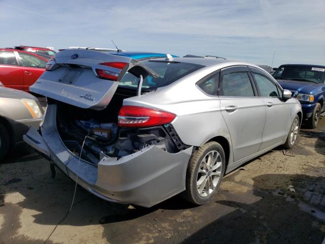 3FA6P0LU4KR268983 - 2019 FORD FUSION SE SILVER photo 3