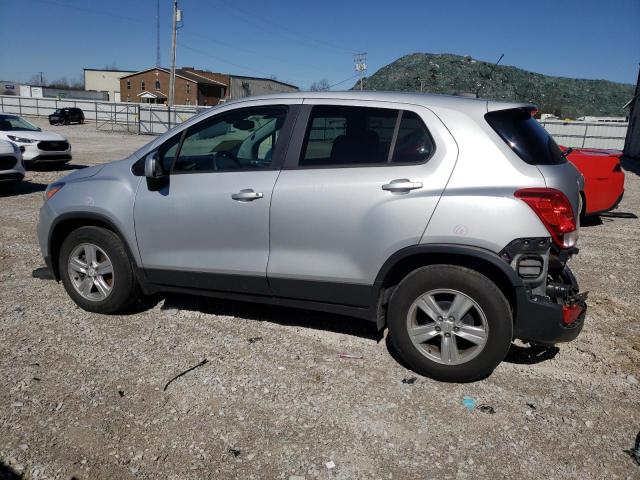 3GNCJKSB4LL220874 - 2020 CHEVROLET TRAX LS SILVER photo 2