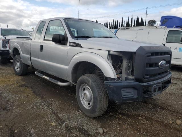 1FT7X3B68BEA64970 - 2011 FORD F350 SUPER DUTY SILVER photo 4