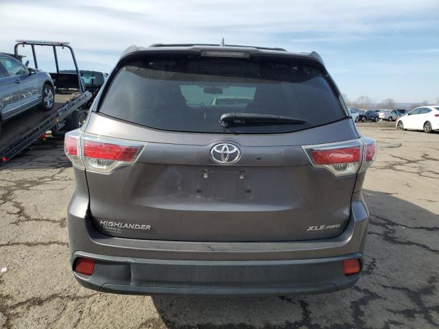 5TDJKRFH2FS133607 - 2015 TOYOTA HIGHLANDER XLE GRAY photo 6
