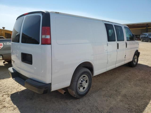 1GCZGHFF0G1220370 - 2016 CHEVROLET EXPRESS G3 WHITE photo 3