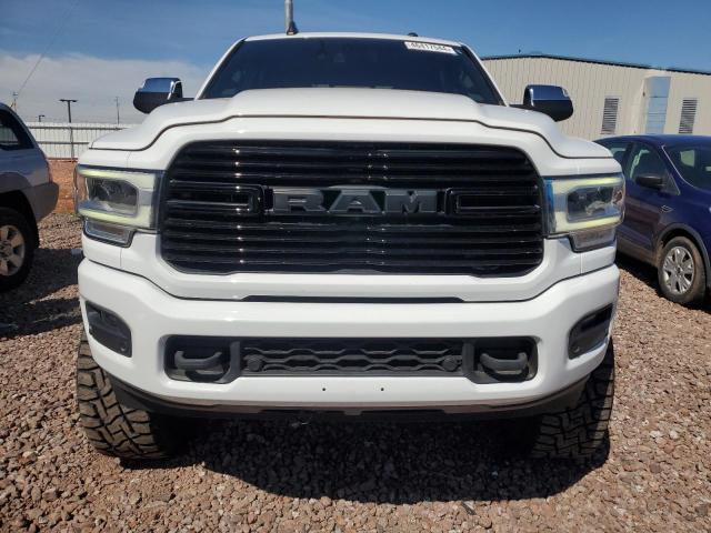 3C6UR5NL5KG595330 - 2019 RAM 2500 LARAMIE WHITE photo 5