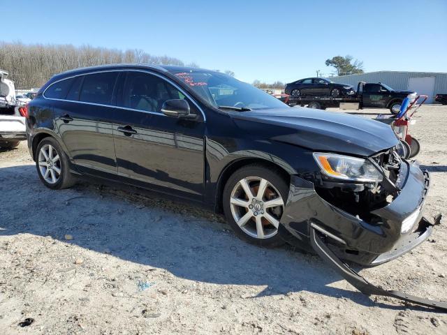 YV140MEK5H1370508 - 2017 VOLVO V60 T5 PREMIER BLACK photo 4