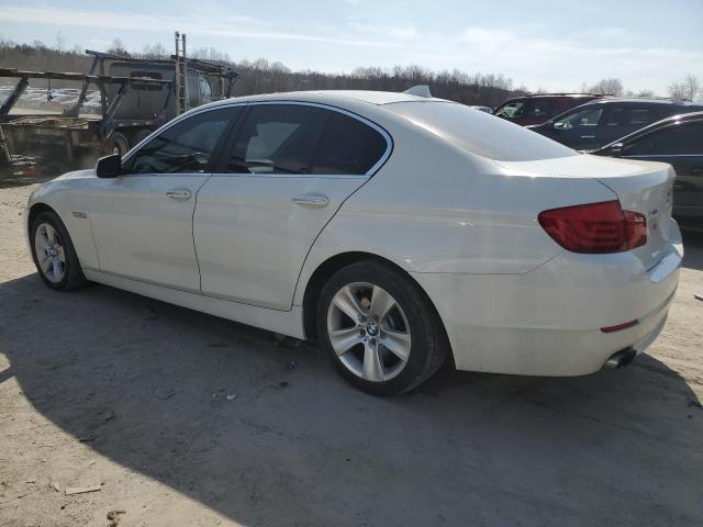 WBAXH5C58DDW16259 - 2013 BMW 528 XI WHITE photo 2