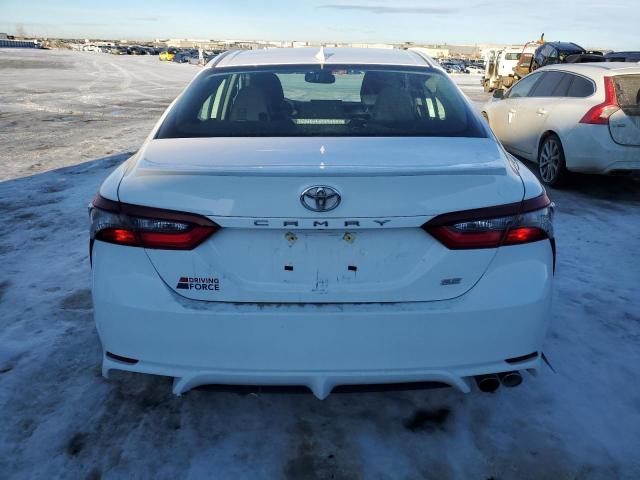 4T1S11AK5RU249178 - 2024 TOYOTA CAMRY SE NIGHT SHADE WHITE photo 6