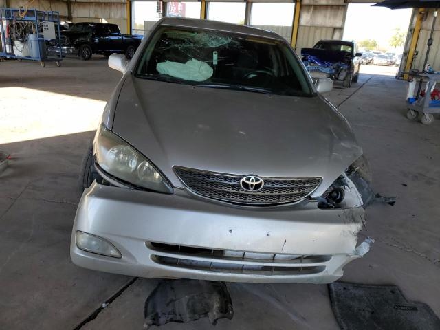 4T1BA32K44U030005 - 2004 TOYOTA CAMRY SE SILVER photo 5