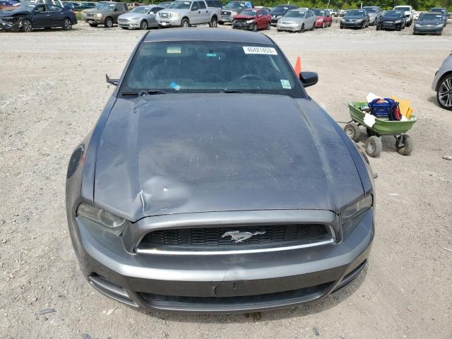1ZVBP8AM3E5324751 - 2014 FORD MUSTANG GRAY photo 5