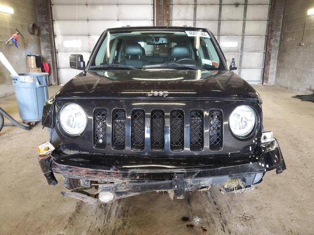 1C4NJRFB6GD639826 - 2016 JEEP PATRIOT LATITUDE BLACK photo 5