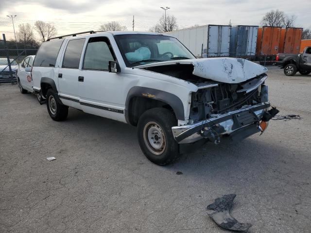 1GNFK16R1VJ340749 - 1997 CHEVROLET SUBURBAN K1500 WHITE photo 4