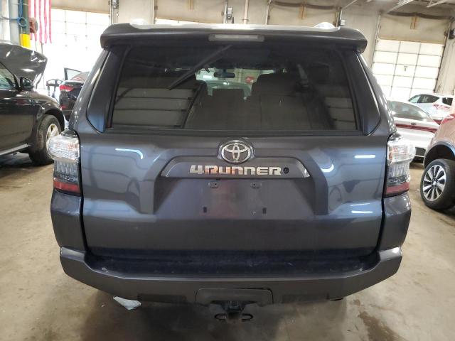 JTEBU5JR0J5545767 - 2018 TOYOTA 4RUNNER SR5/SR5 PREMIUM 灰色 照片 6