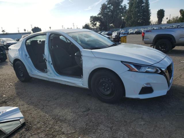 1N4BL4BV7KC225278 - 2019 NISSAN ALTIMA S WHITE photo 4