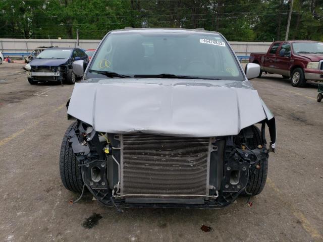 2C4RC1BG8GR259639 - 2016 CHRYSLER TOWN & COU TOURING 银色 照片 5