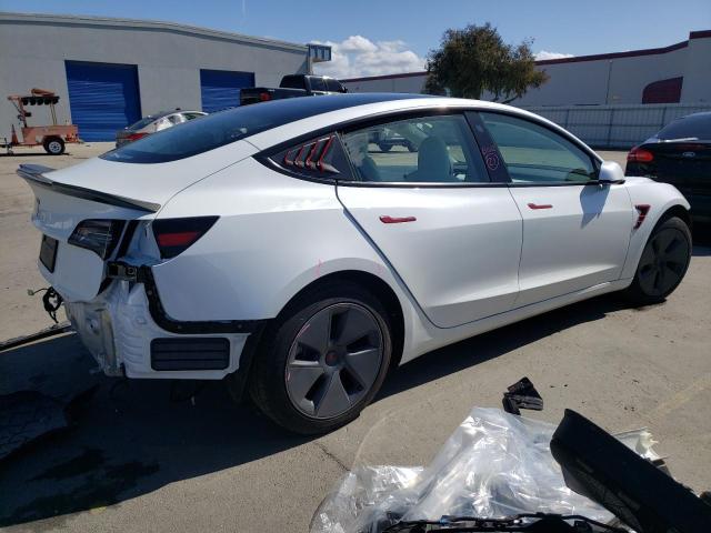 5YJ3E1EA7PF466994 - 2023 TESLA MODEL 3 WHITE photo 3