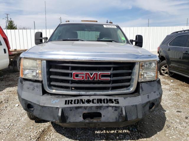 1GT7K2B6XAF134051 - 2010 GMC SIERRA K3500 GRAY photo 5