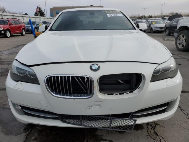 WBAXH5C55DD107956 - 2013 BMW 528 XI WHITE photo 5