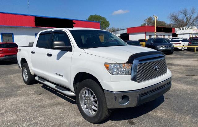 5TFEM5F10BX023179 - 2011 TOYOTA TUNDRA CREWMAX SR5 WHITE photo 1