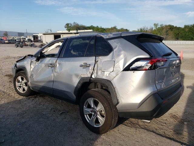 2T3W1RFV5MC163311 - 2021 TOYOTA RAV4 XLE SILVER photo 2