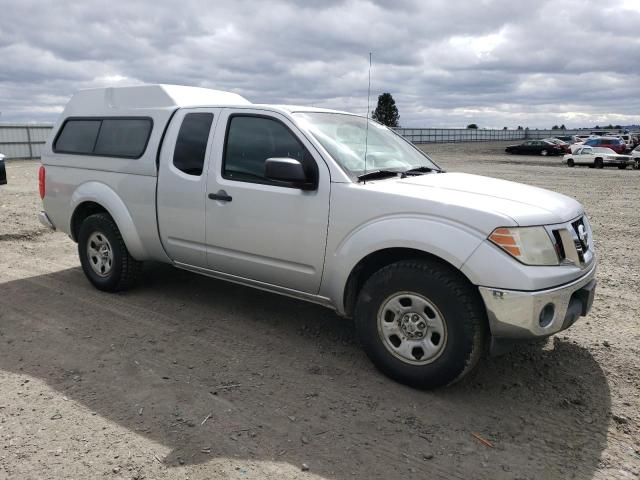 1N6BD06T89C400475 - 2009 NISSAN FRONTIER KING CAB XE SILVER photo 4