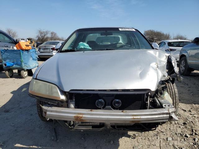 1HGCG56421A102770 - 2001 HONDA ACCORD LX SILVER photo 5