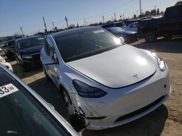 5YJYGDEE5MF072572 - 2021 TESLA MODEL Y أبيض صورة 4