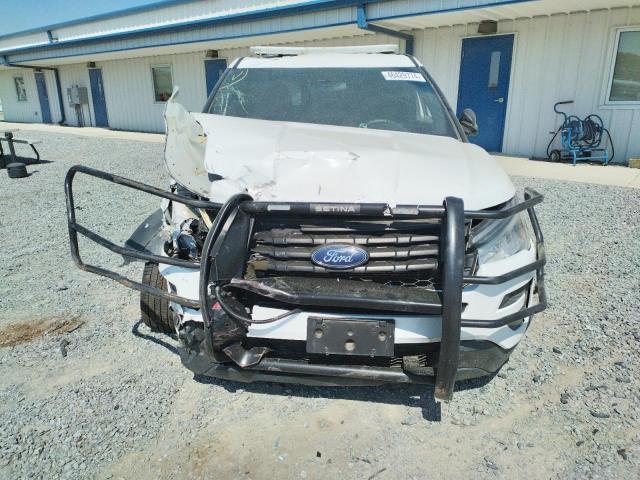 1FM5K8AR6KGB22430 - 2019 FORD EXPLORER POLICE INTERCEPTOR თეთრი ფოტო 5