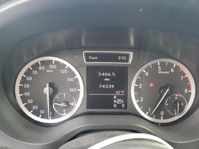 SJKCH5CP7HA032118 - 2017 INFINITI QX30 BASE GOLD photo 9