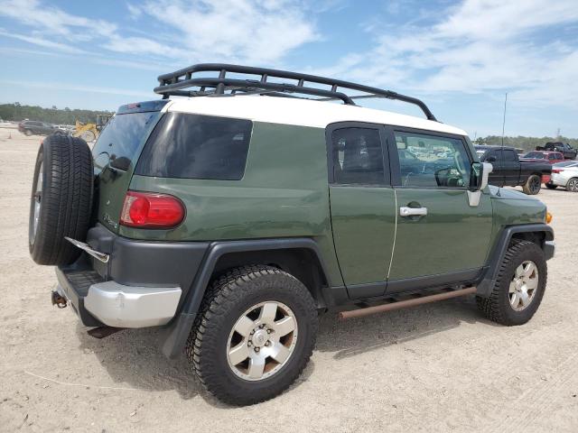 JTEBU4BF5AK093752 - 2010 TOYOTA FJ CRUISER GREEN photo 3