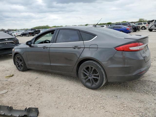 3FA6P0H75JR127423 - 2018 FORD FUSION SE GRAY photo 2