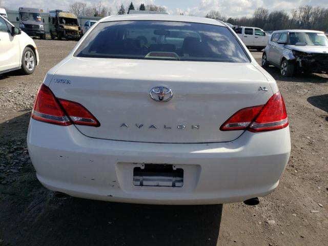 4T1BK36BX5U006445 - 2005 TOYOTA AVALON XL WHITE photo 6