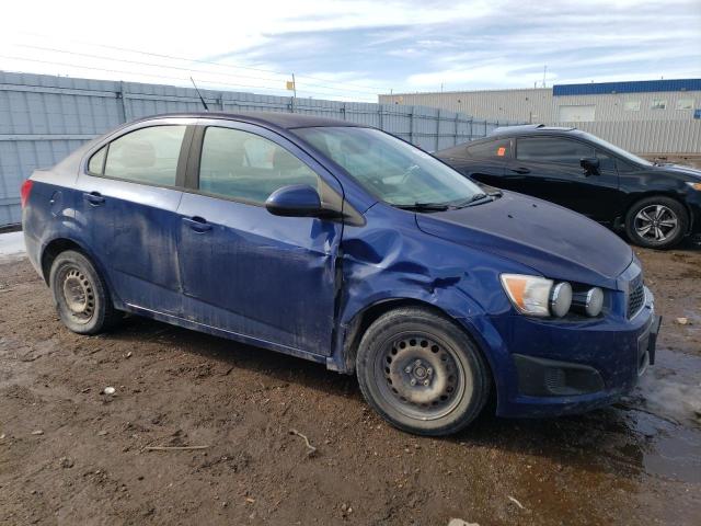 1G1JB5SH6D4123498 - 2013 CHEVROLET SONIC LS BLUE photo 4