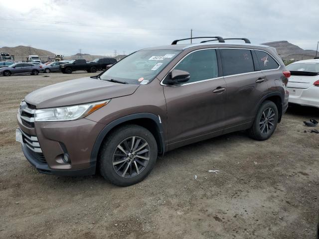 2017 TOYOTA HIGHLANDER SE, 