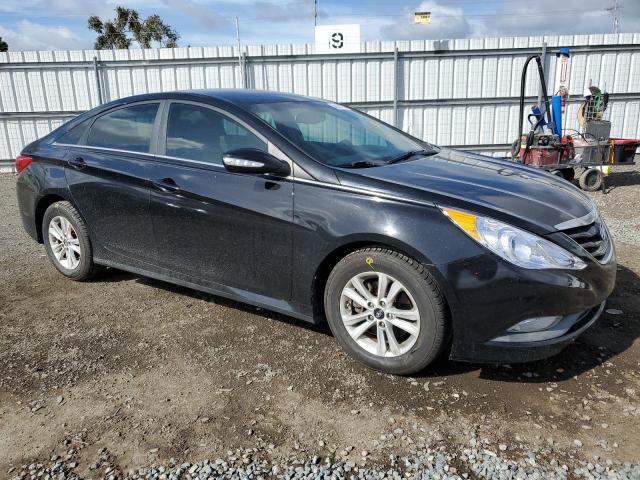 5NPEB4AC6EH890000 - 2014 HYUNDAI SONATA GLS BLACK photo 4