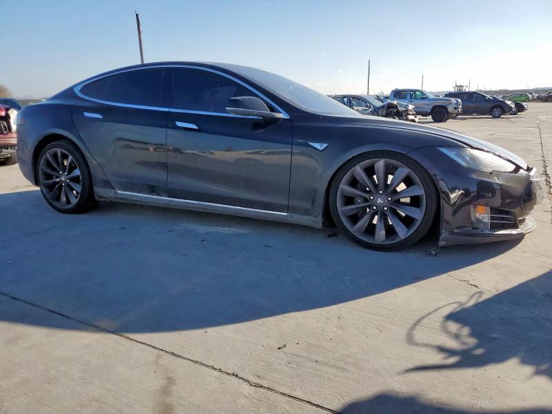 5YJSA1E22FF105817 - 2015 TESLA MODEL S BLACK photo 4