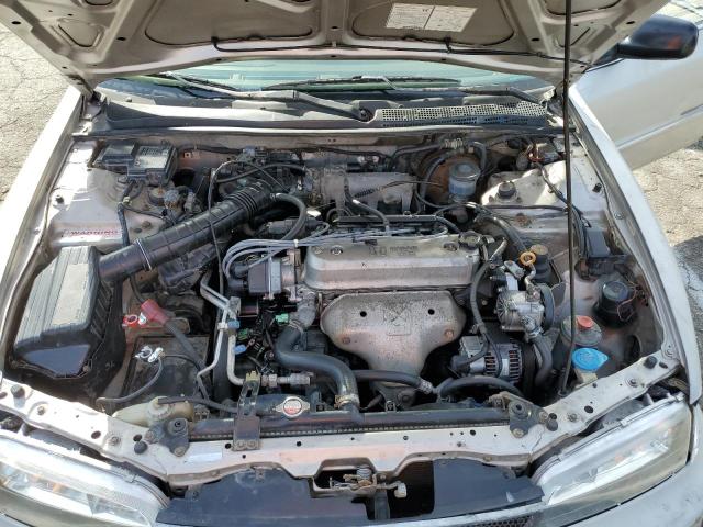 1HGCD5688TA107499 - 1996 HONDA ACCORD DX 25TH ANNIVERSARY GRAY photo 11