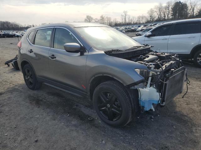 KNMAT2MV7JP515986 - 2018 NISSAN ROGUE S GRAY photo 4